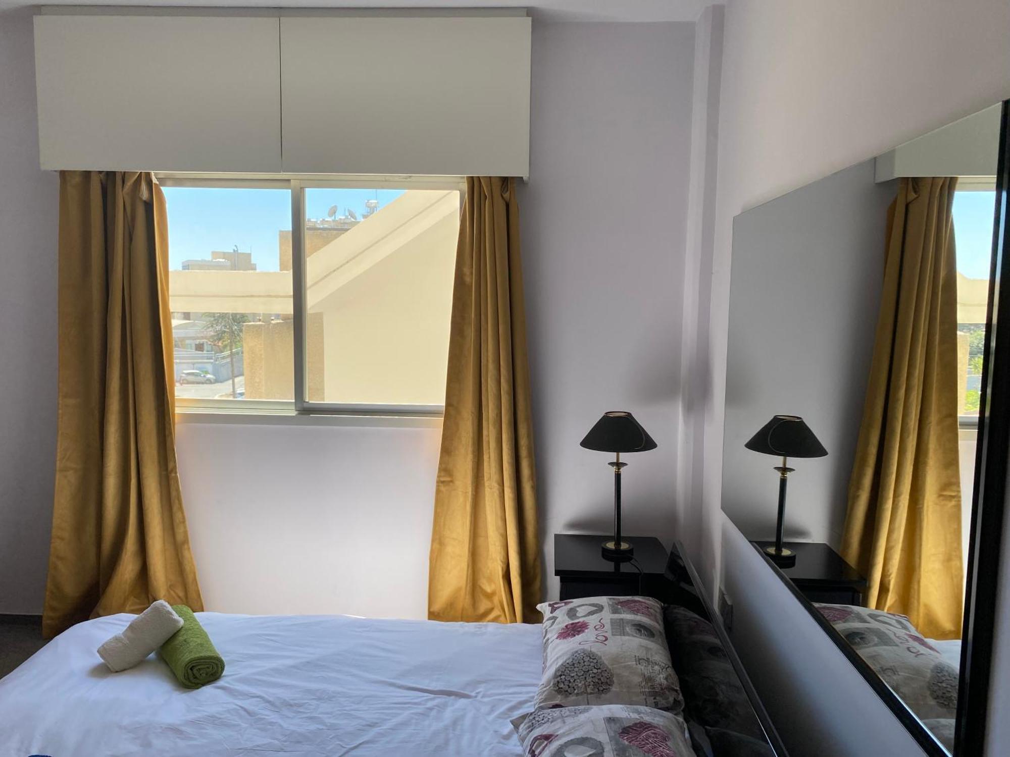 Private Room In A Shared Flat At Best Location Limassol Exterior photo